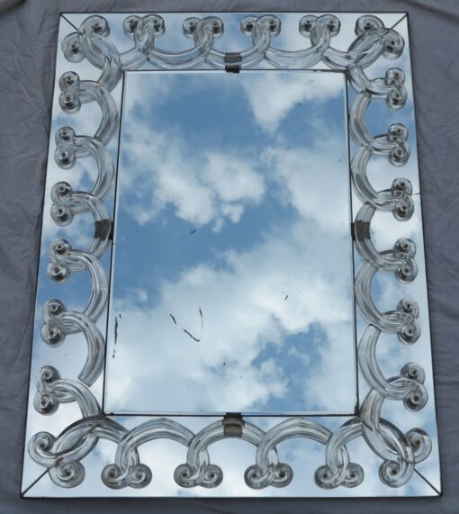 Miroir art deco aux rinceaux signé Lalique 65 x 86 – Image 2