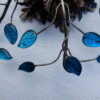 1970' Paire de 2 Plafonniers ou Appliques à Décor de Fleurs et Feuilles en Métal Argenté Style Maison Baguès Feuilles en Verre de Couleur Bleue – Image 8