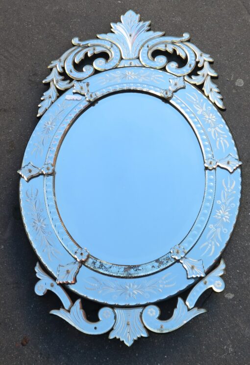 1880 Miroir Venise Ovale avec Fronton – Image 6