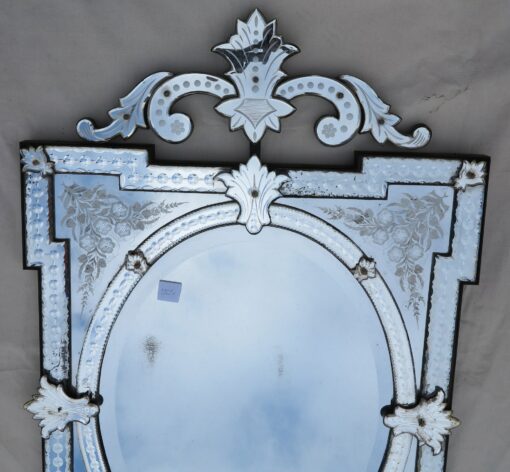 Mirror Venice Octagonal Has Front Wall Silvering Mercury and Feet - Image 6