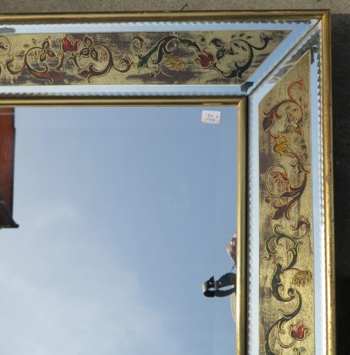 Églomised mirror has to decor of flowers - Image 6