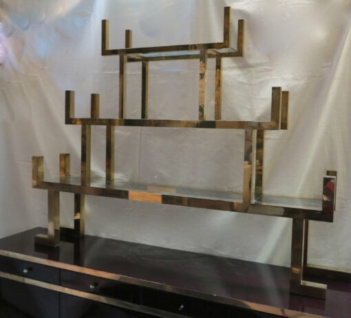1970' Buffet Style Aldo Tura Laqué Violine Roméo avec Étagère en Laiton Doré Japonisante – Image 7