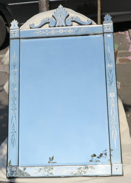 Mirror rectangle Venice with front wall and cabochons and pilasters