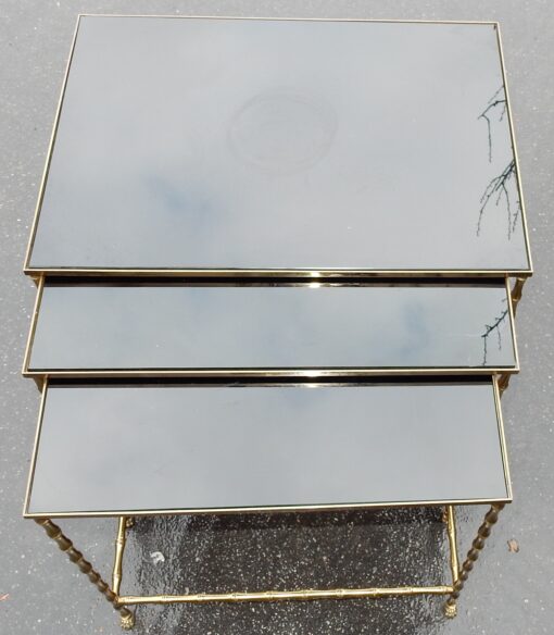 1970' Nested Side Tables Maison Jansen, With 3 Opaline Trays, Bamboo and Claws Feet - Image 3