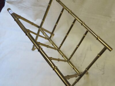 Porte revue style Jacques Adnet modéle bambou en laiton poli