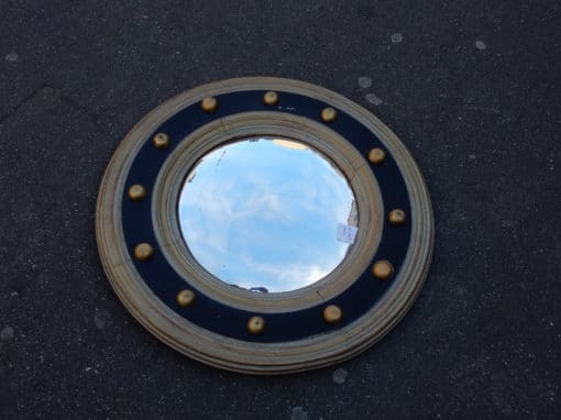 1950' convex mirror with its 12 convex golden buttons - Image 2