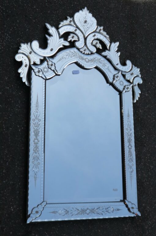 1900' Venitian Mirror Style LXIV  117 X 77 cm - Image 3