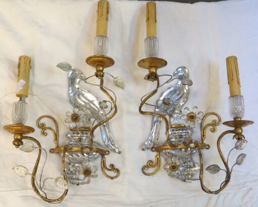 1970' Pair Wall Lamp has the Parakeet Style Baguès