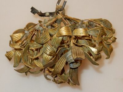 1900'  Ball of Mistletoe Art Nouveau Bronze has 3 Bulbs and Pearls Opaline  Diameter 30 cm