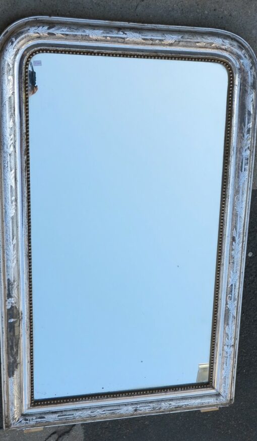 Mirror Louis Philippe Silvered freezes Mercury