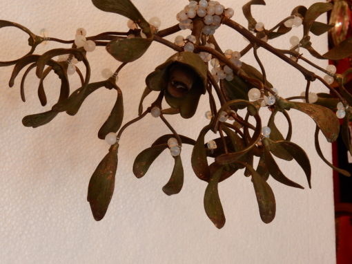 1900' Lustre Boule de Gui en Bronze Art Nouveau a 2 Lampes  Diametre 34 cm – Image 4