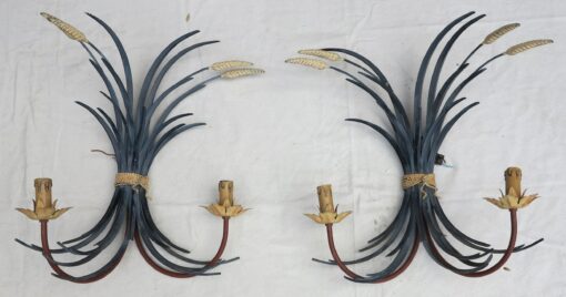 Pair d apply sheaf of wheat in painted metal