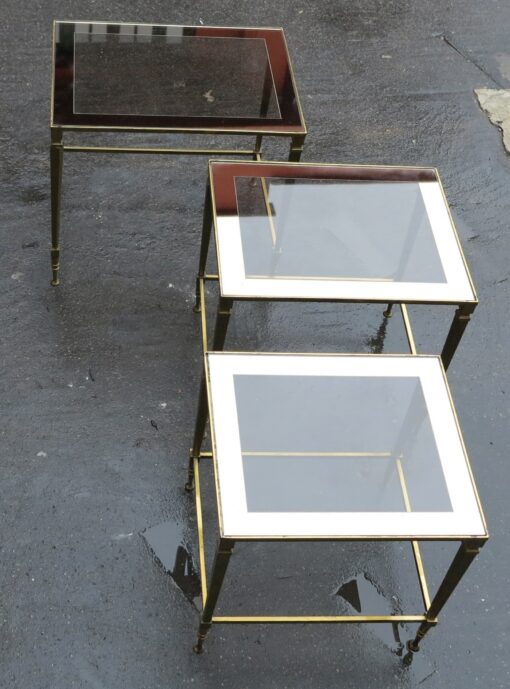 1950/70 Series of 3 Nesting gilted bronze tables top smoked glass silvered frame - Image 5