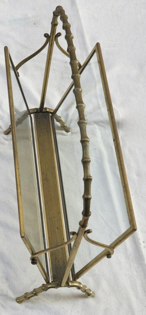 1950/70' Style Maison Bagués modéle bamboo in polite brass carry newspaper