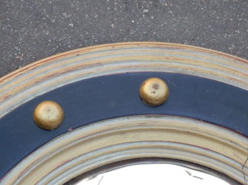 1950' convex mirror with its 12 convex golden buttons - Image 3