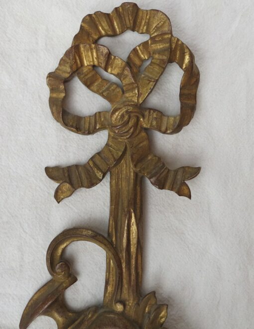 Pair of sconces to the golden wood and golden iron has the waterpot - Image 5