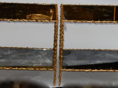 1970' Paire de Bouts de Canapé En Bronze Doré Decor Végétal  Maison Jansen Plateaux Miroirs Vieillis  49 X 37 cm