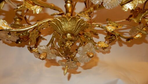 1880' Lustre en Bronze Doré Décor Floral 12 Lumiéres – Image 8