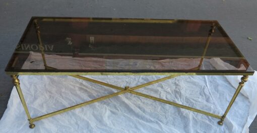 Coffee table metal gilded with spacer