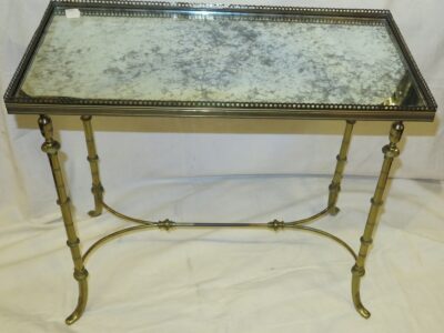 Shelf in brass with gallery Maison Bagués, spacer