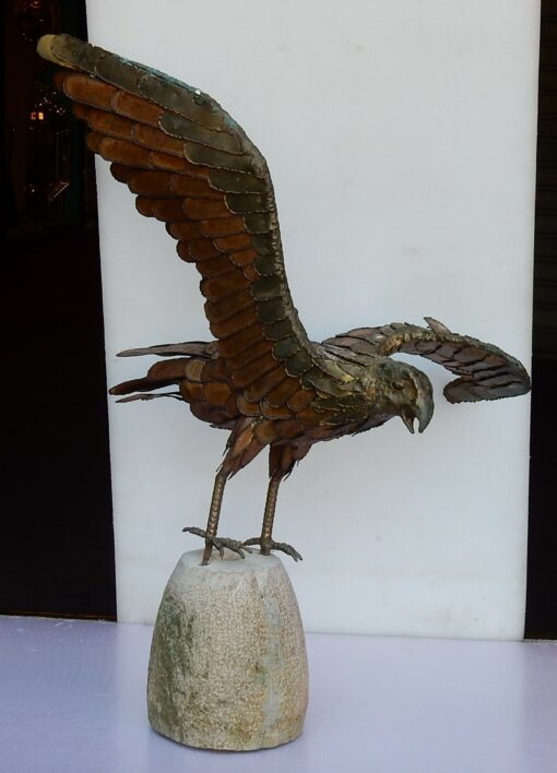 1970' Aigle en Métal Doré Style Duval Brasseur ou Honoré de Paris,Fernandez,Maison Jansen – Image 2