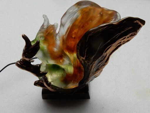 1970/80' Ecureuil en bronze et pâte de verre formant lampe signé LOHE – Image 2