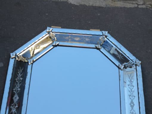 1880' Mirror Venice Octagonal Has Front Wall Silvering 149X99 cm - Image 4