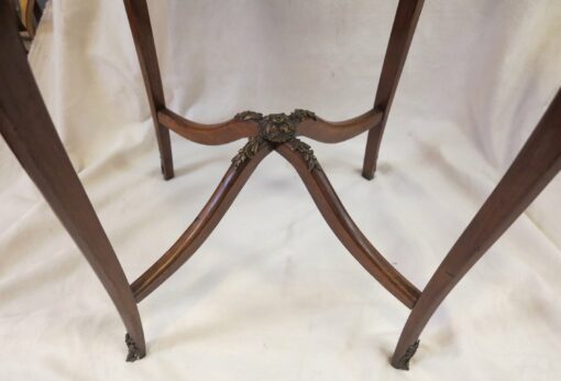 Pedestal table of style LXV, marbles flower to sin - Image 2