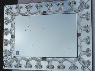 Miroir art deco aux rinceaux signé Lalique 65 x 86