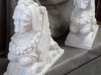 1950' Paire de Sphinges En Marbre Blanc Statuaire