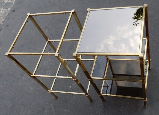 1970' Paire D'Étagères Guy Lefevre en Laiton Avec Vitres Fumées et Miroirs – Image 8