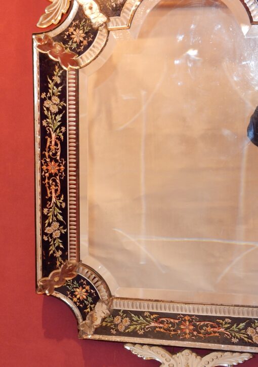 1880/1900' Miroir Napoléon III Venise Rectangulaire, Cadre en Verre Bleu Orné de Fleurs Émaillées DLG LXIV – Image 3