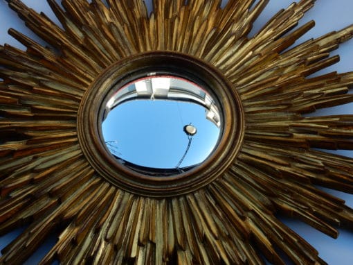 1970' Sunburst Gilted Resin - Image 3