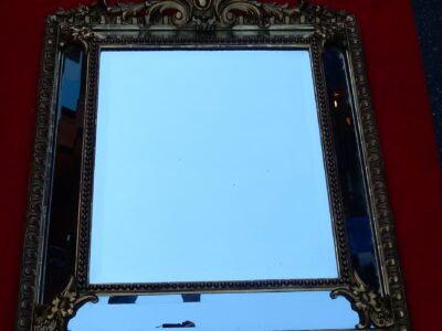 1880' Miroir Style Régence à Coquille Parecloses Doré à l'Or 113 x 83 cm