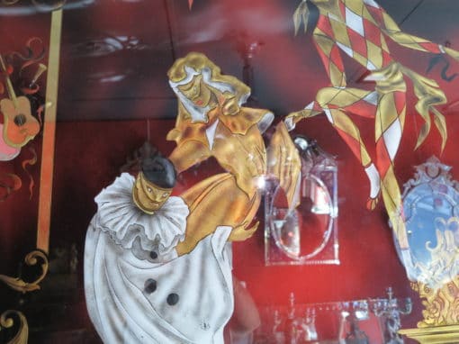 Comedia del Arte > églomisé glass panel - Image 3