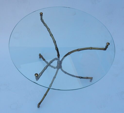 1970's Baguès Bamboo Pedestal Table In Brass with Top In Glass - Image 5