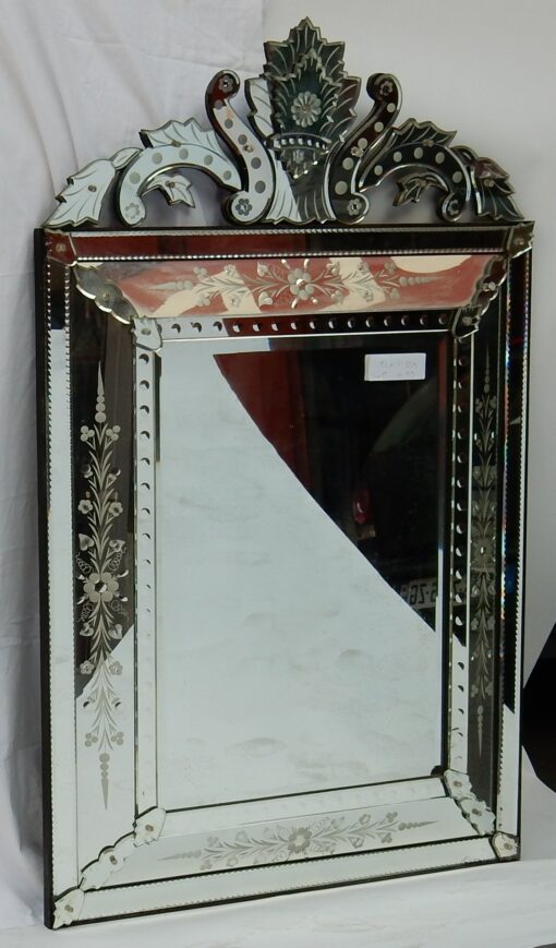 1950's Venetian Mirror With a Floral Decor and with Bubbles - Image 3