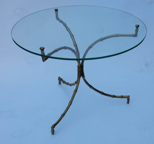 1970's Baguès Bamboo Pedestal Table In Brass with Top In Glass - Image 7