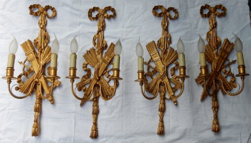 1950/70' 2 Pair of Sconces to The Golden Wood and Golden Iron