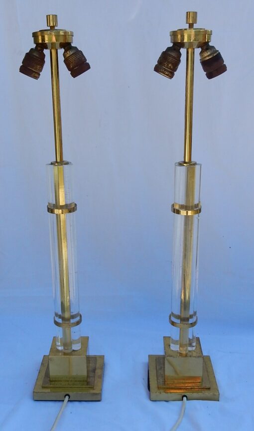 1970' Pair of Lamps in Lucite And Brass Gilted Columns Deco - Image 7