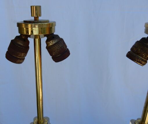 1970' Pair of Lamps in Lucite And Brass Gilted Columns Deco - Image 5