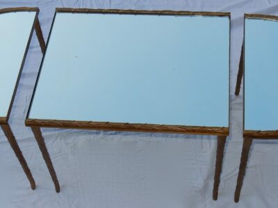 1970' Table Tripartite Maison Charles Décor Palmier en Bronze Doré avec Plateaux Miroir