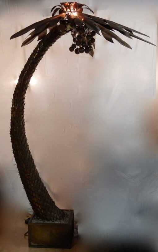 1970s Huge Lighting Palm Tree in Gilded and Polished Brass And Iron, Maison Jansen in Paris - Image 8