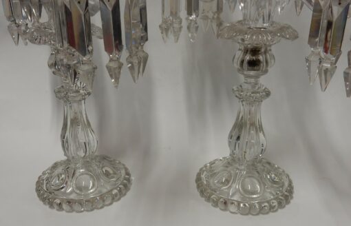 1950' Série de 4 Chandeliers Avec 2 Branches Socles Perlés Et Signés En Relief BACCARAT – Image 4