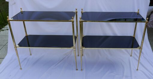 1950/70' Paire Étagères en Laiton à 2 Niveaux Maison Baguès Plateaux Verre Noir  63 X 32 cm – Image 6
