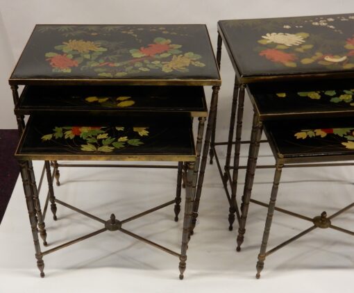 1950/70' Pair of Series of 3 Nesting Tables Maison Baguès Style Bamboo shape in Bronze Chinese Lacquer Black Top Flowers and Birds Design - Image 3