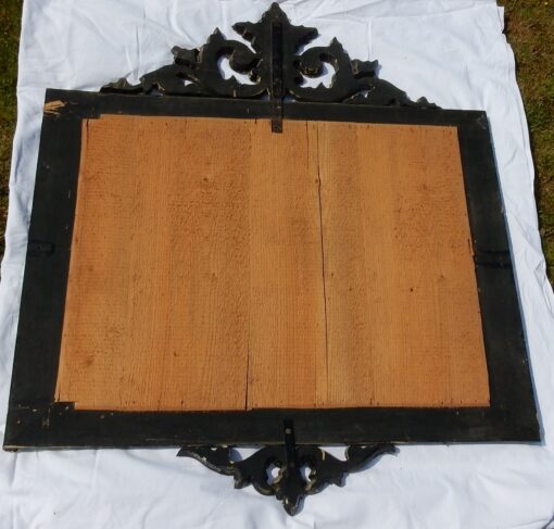 1880/1900 Venitian Mirror With Pediment, Red Color Glass Support Adorned with Flowers - Image 2