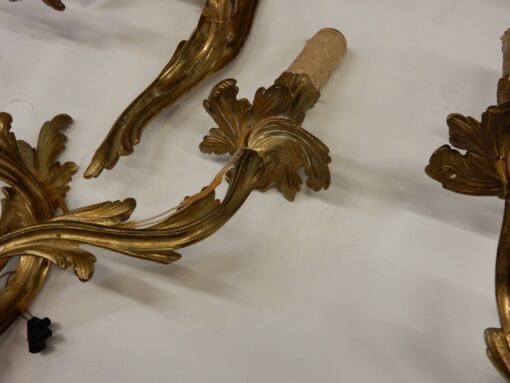 1970/80 Series Of 2 Pairs Of Sconces Dangling In Gilt Bronze Style LXV Signed Maison Baguès - Image 3