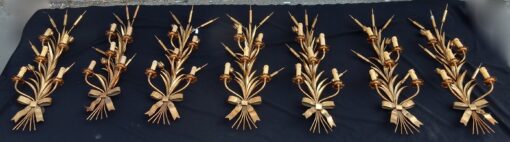 1970' Série De 7 Appliques Aux Roseaux  En Fer Doré Par Hans Kogl Pour Maison Jansen 5 Ampoules H 104 cm(Réservé)