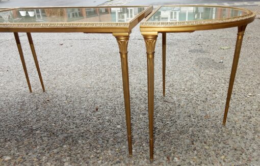 1970' Table Tripartite Maison Charles, Jansen Ou Baguès Décor Palmier en Bronze Doré avec Plateaux Miroirs Vieillis – Image 8